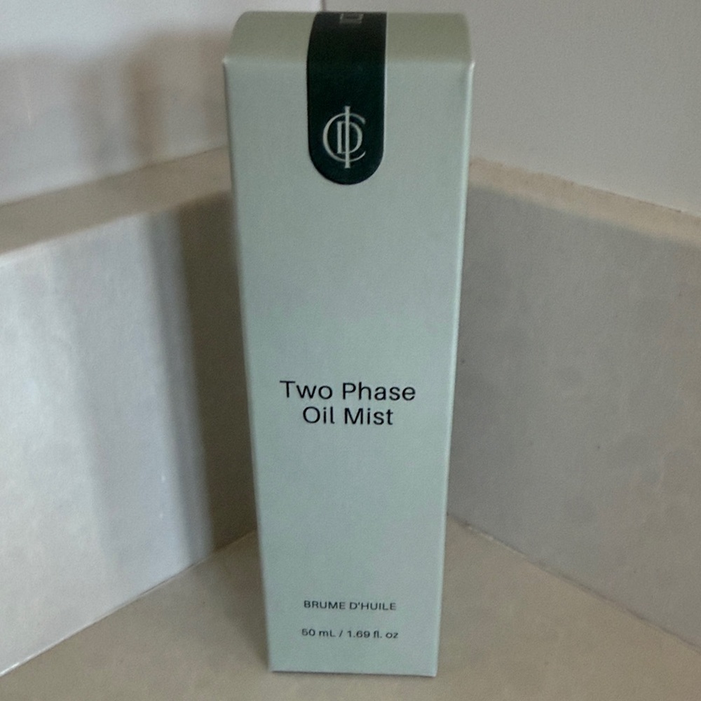Two Phase Oil Mist - Skincare Spray (Light Sage Green)